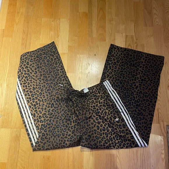 Adidas Leopard Firebird Oversized Track Pants S Small Nwt New 100% Authentic - Picture 3 of 4